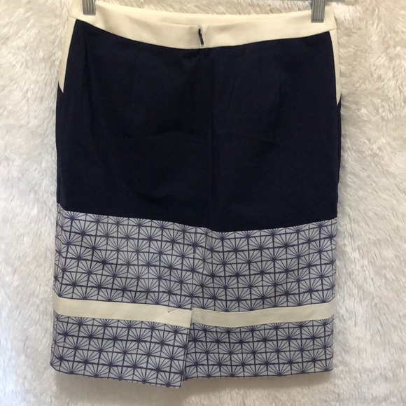 Halogen skirt size 4 - Picture 2 of 6